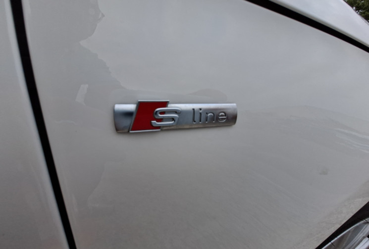 Audi A1 SPORTBACK  1.6 TDI 116 S-LINE/S-TRONIC 7 / JANTE 17