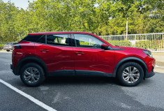 Peugeot 2008 1.2 100ch Allure Kit distribution remplacé / Attelage / Entretien Peugeot / Renault