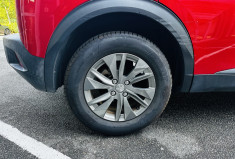Peugeot 2008 1.2 100ch Allure Kit distribution remplacé / Attelage / Entretien Peugeot / Renault