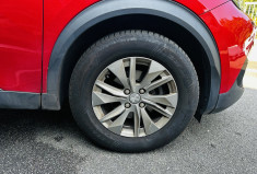 Peugeot 2008 1.2 100ch Allure Kit distribution remplacé / Attelage / Entretien Peugeot / Renault