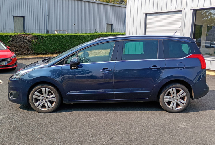 Peugeot 5008 2.0 HDI 150 - ALLURE - 7 Places