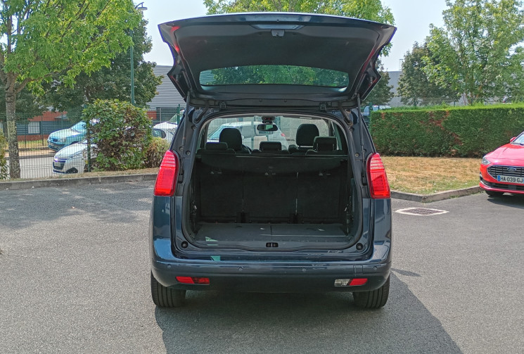 Peugeot 5008 2.0 HDI 150 - ALLURE - 7 Places