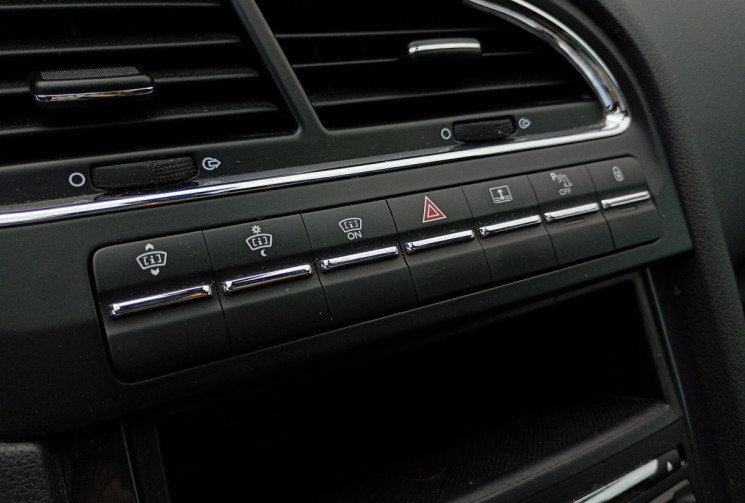 Peugeot 5008 2.0 HDI 150 - ALLURE - 7 Places