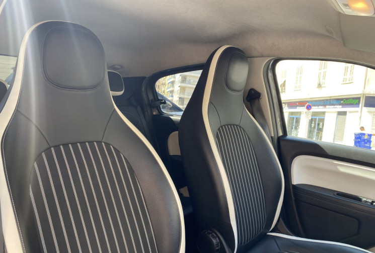 Renault Twingo 0.9 tce 95 Intens BOITE AUTO CARPLAY / CAMERA 