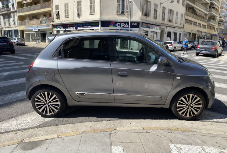 Renault Twingo 0.9 tce 95 Intens BOITE AUTO CARPLAY / CAMERA 