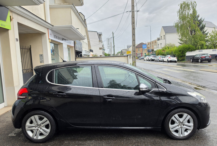 Peugeot 208 Phase II 5 Portes 1.6 Blue HDi S&S 75 cv