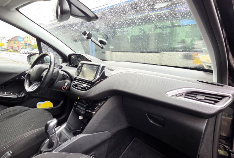 Peugeot 208 Phase II 5 Portes 1.6 Blue HDi S&S 75 cv