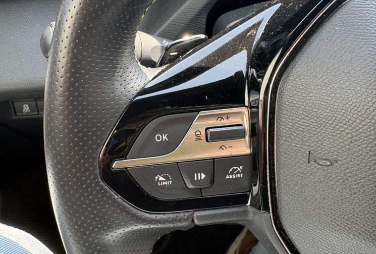 Peugeot 308 GT 130cv Full Option * Caméra 360 * Sièges Massants Chauffants * Carplay * Toit Ouvrant