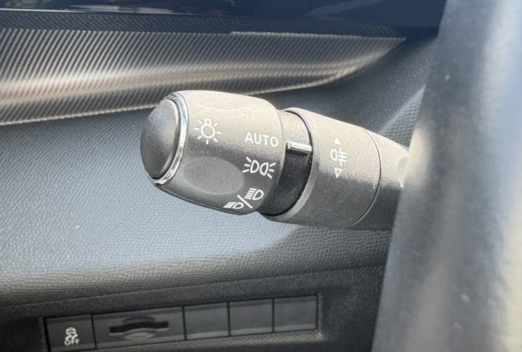 Peugeot 308 GT 130cv Full Option * Caméra 360 * Sièges Massants Chauffants * Carplay * Toit Ouvrant