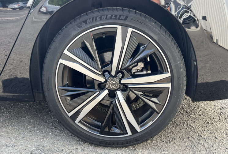 Peugeot 308 GT 130cv Full Option * Caméra 360 * Sièges Massants Chauffants * Carplay * Toit Ouvrant