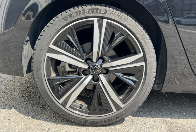 Peugeot 308 GT 130cv Full Option * Caméra 360 * Sièges Massants Chauffants * Carplay * Toit Ouvrant