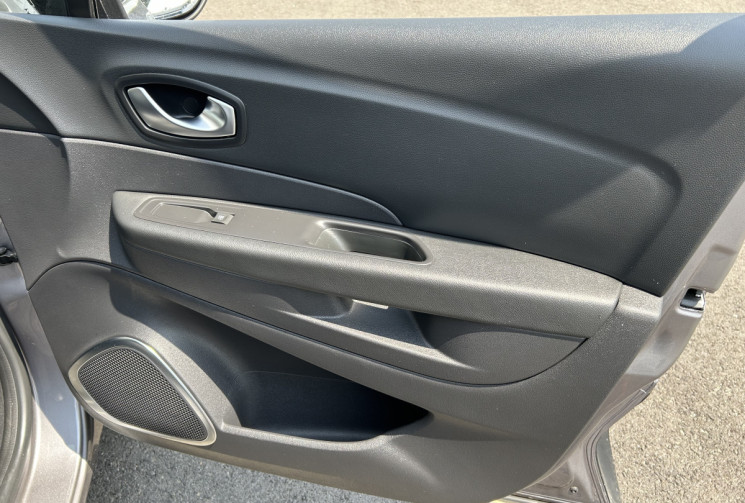 Renault Captur 1.5 DCI 90 cv Energie Intens BVA EDC
