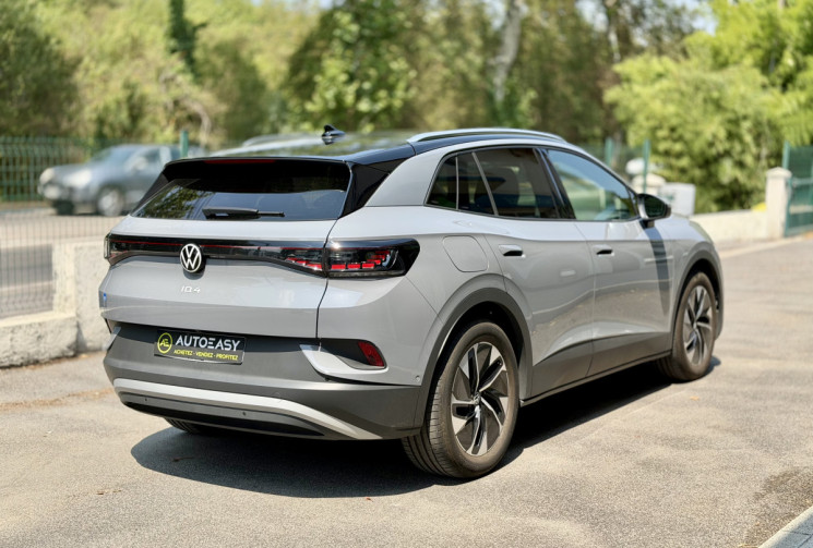 Volkswagen ID.4 Pro 77 kWh Life Max 286 ch / Toit Panoramique / Caméra / CarPlay / 1ère main