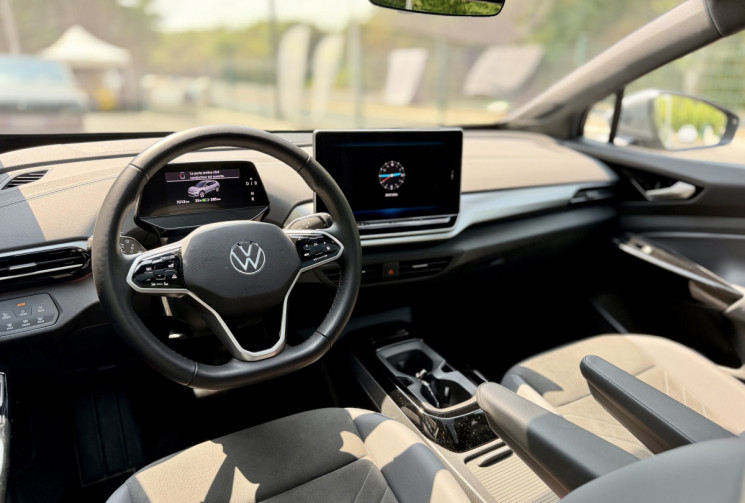 Volkswagen ID.4 Pro 77 kWh Life Max 286 ch / Toit Panoramique / Caméra / CarPlay / 1ère main