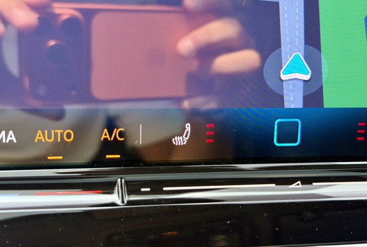 Volkswagen ID.4 Pro 77 kWh Life Max 286 ch / Toit Panoramique / Caméra / CarPlay / 1ère main