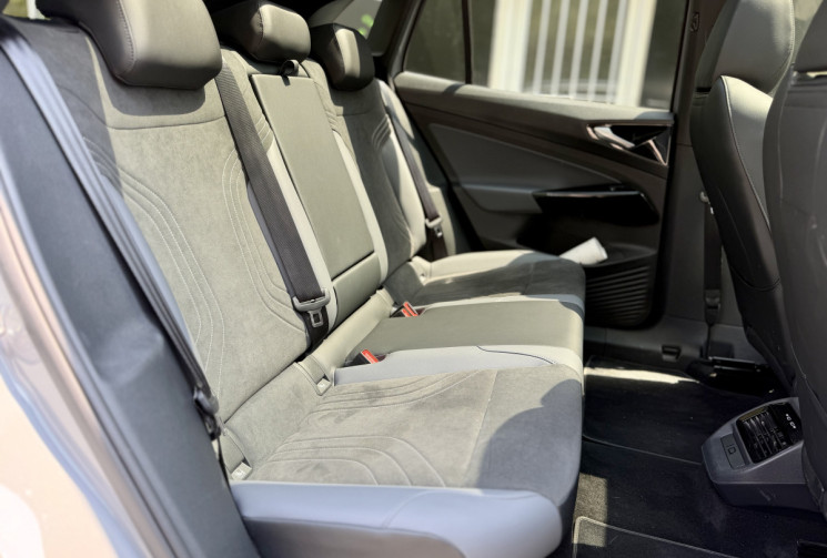 Volkswagen ID.4 Pro 77 kWh Life Max 286 ch / Toit Panoramique / Caméra / CarPlay / 1ère main