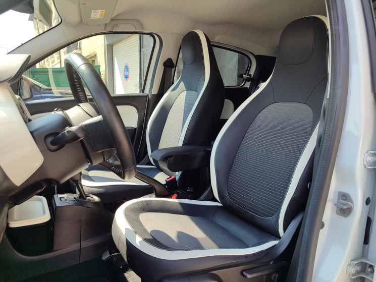 Renault Twingo III 1.0 SCe // MIDNIGHT // EDC S&S // 71 cv/ Suivi Renault / 1ER Main