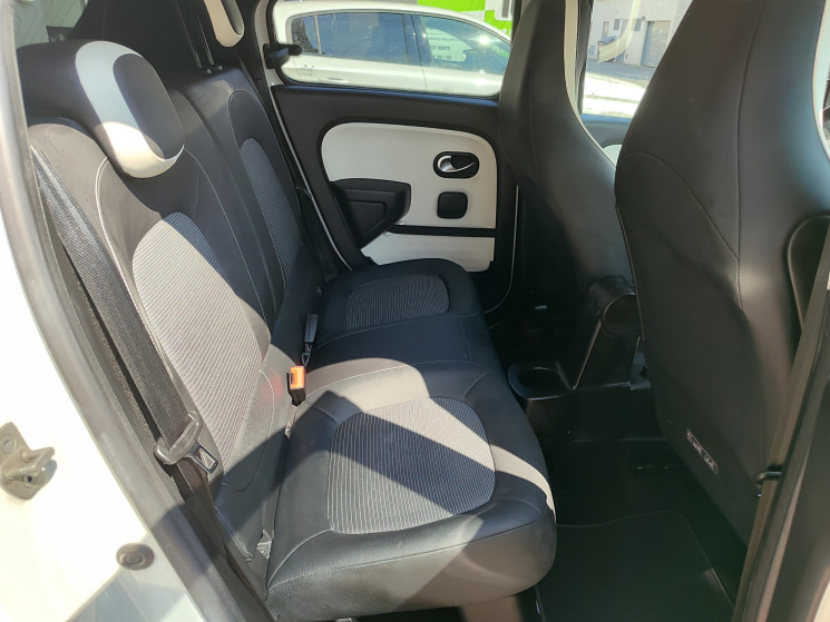 Renault Twingo III 1.0 SCe // MIDNIGHT // EDC S&S // 71 cv/ Suivi Renault / 1ER Main