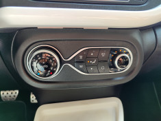 Renault Twingo III 1.0 SCe // MIDNIGHT // EDC S&S // 71 cv/ Suivi Renault / 1ER Main