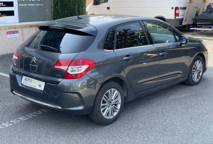 Citroën C4 1.6 e-HDi 115 FAP Exclusive / Siege chauffant et massant 
