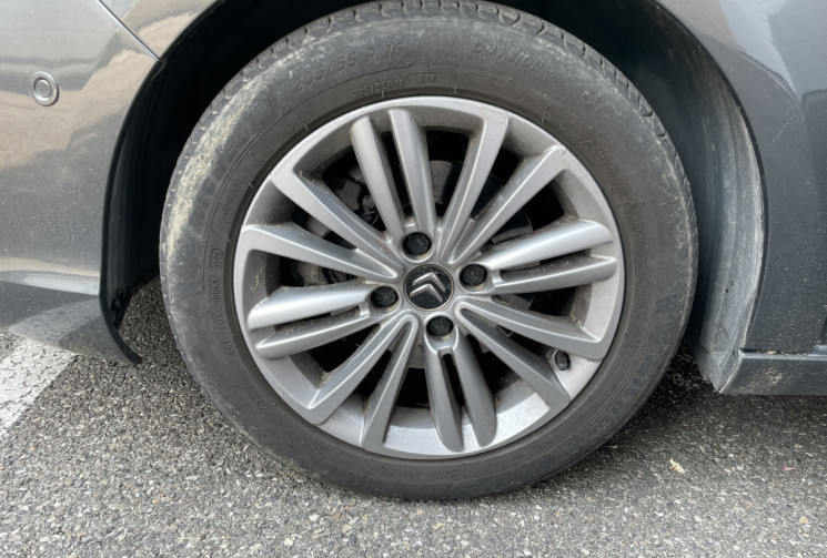 Citroën C4 1.6 e-HDi 115 FAP Exclusive / Siege chauffant et massant 