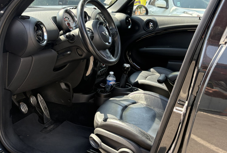 Mini Countryman Cooper S Red Hot Chili 184 ALL4 / Super état / Suivi / Toit pano / Harmann Kardon