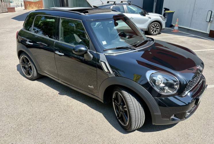 Mini Countryman Cooper S Red Hot Chili 184 ALL4 / Super état / Suivi / Toit pano / Harmann Kardon
