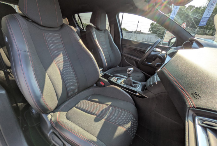 Peugeot 308  Phase II 1.6 e-HDi GT LINE TITANIUM  115 - GARANTIE 12 MOIS -