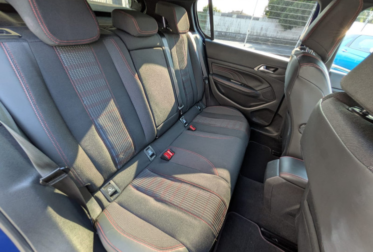 Peugeot 308  Phase II 1.6 e-HDi GT LINE TITANIUM  115 - GARANTIE 12 MOIS -
