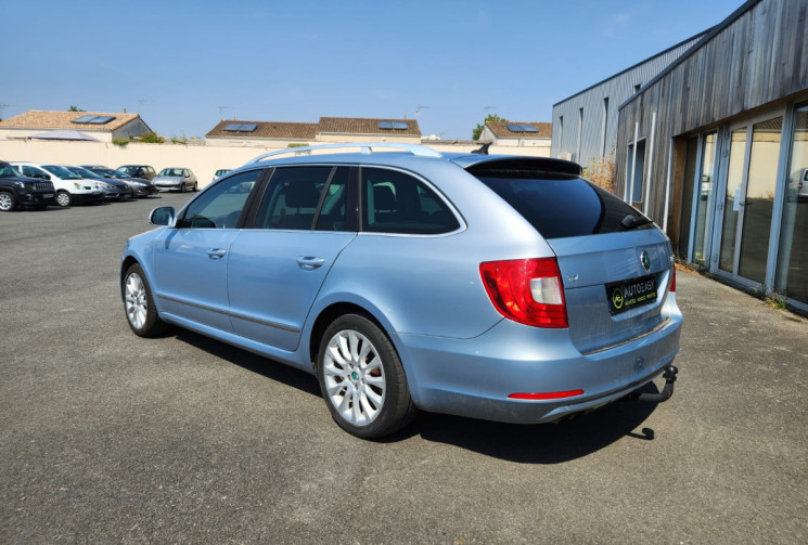 Skoda SUPERB II Combi 1.6 TDI 105 / BON ÉTAT / GARANTIE 12 MOIS