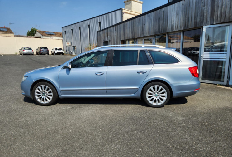 Skoda SUPERB II Combi 1.6 TDI 105 / GARANTIE 12 MOIS