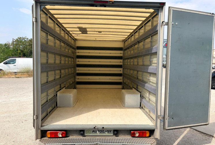 Renault Master MASTER 3 PLANCHER CABINE TVA RECUP 2.3L DCi Aménagement 20.8m3 L3H1