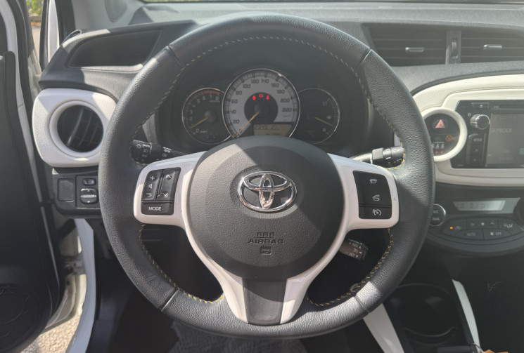 Toyota Yaris  1.33 VVTi 16V 99 cv STYLE