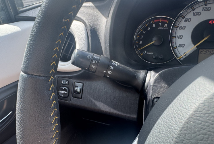 Toyota Yaris  1.33 VVTi 16V 99 cv STYLE