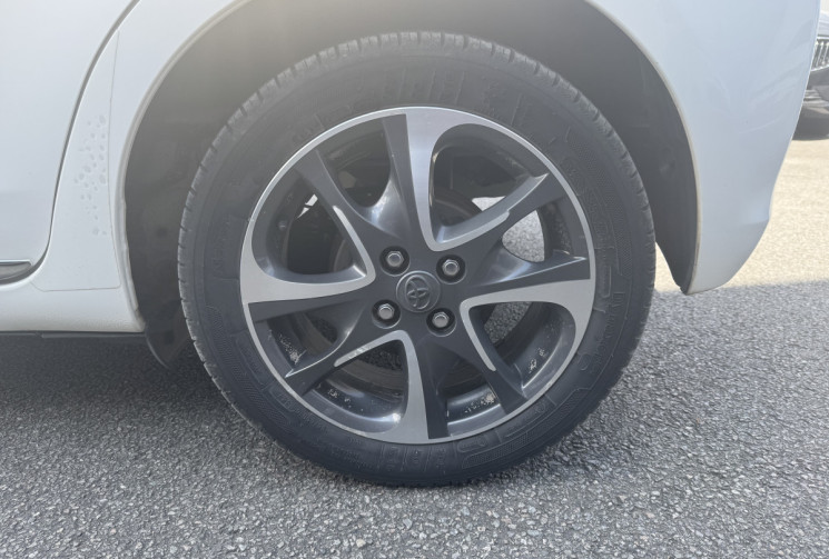 Toyota Yaris  1.33 VVTi 16V 99 cv STYLE