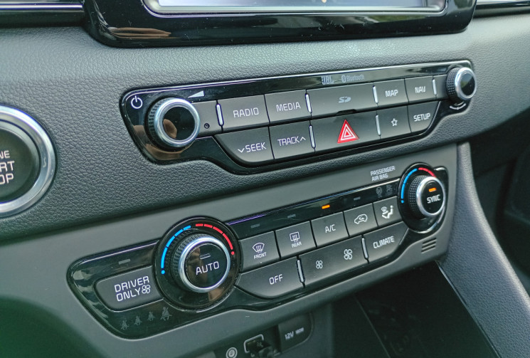 Kia Niro 1.6 GDI 141 Hybride PREMIUM + PACK