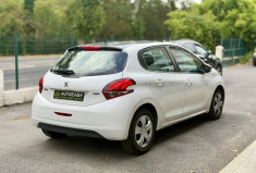 Peugeot 208 1.6 BlueHDI 75 / Ecran Android Auto / Dossier entretien / Garantie 6 mois