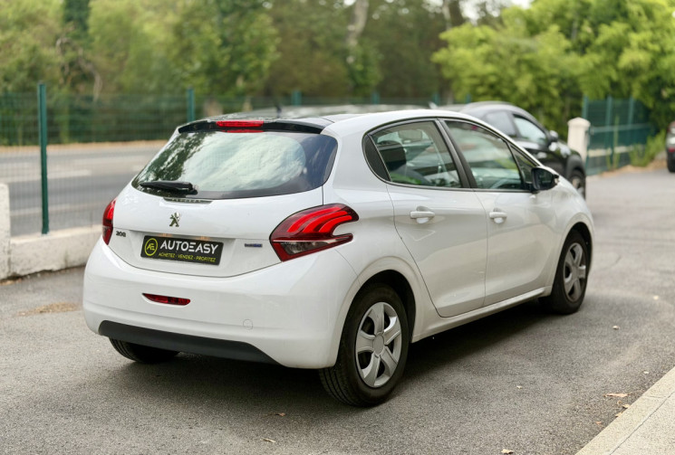 Peugeot 208 1.6 BlueHDI 75 / Ecran Android Auto / Dossier entretien / Garantie 6 mois