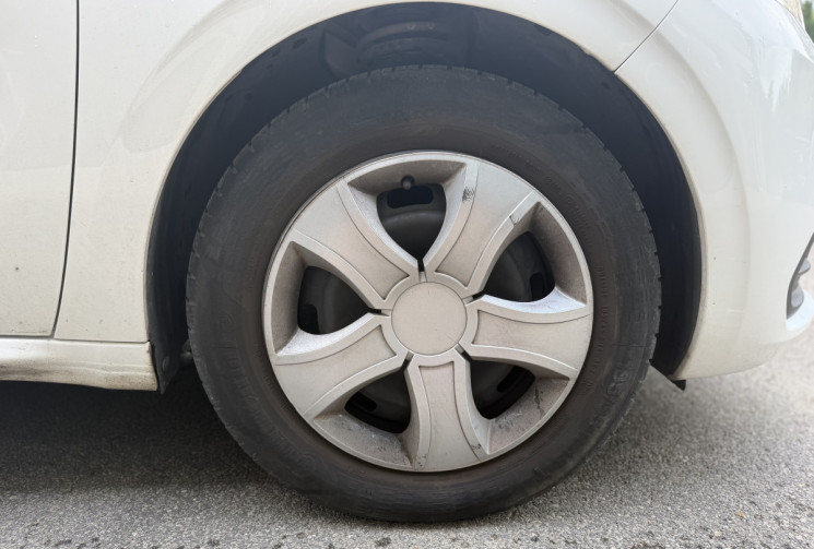 Peugeot 208 1.6 BlueHDI 75 / Ecran Android Auto / Dossier entretien / Garantie 6 mois