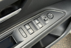Peugeot 3008 ALLURE 1.6 THP 165 EAT6 / Camera 360 / Carplay / Entretien complet / Garantie