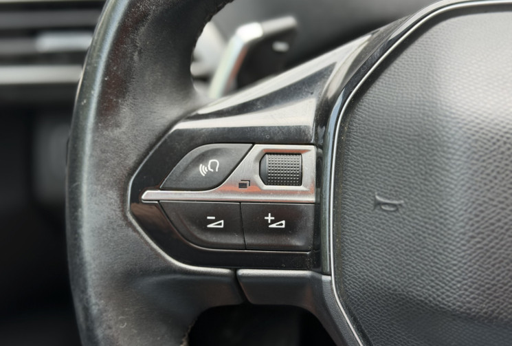 Peugeot 3008 ALLURE 1.6 THP 165 EAT6 / Camera 360 / Carplay / Entretien complet / Garantie