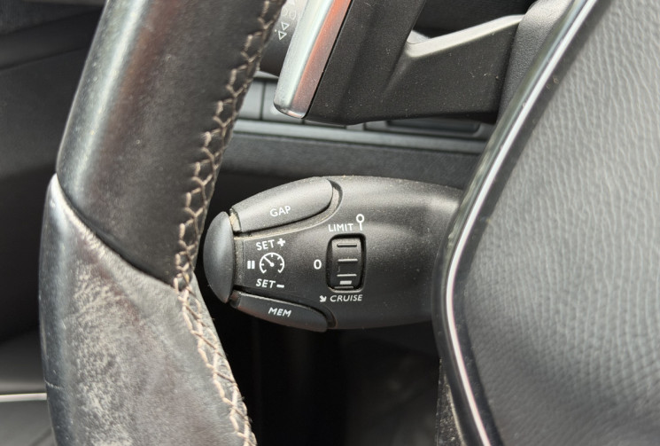 Peugeot 3008 ALLURE 1.6 THP 165 EAT6 / Camera 360 / Carplay / Entretien complet / Garantie