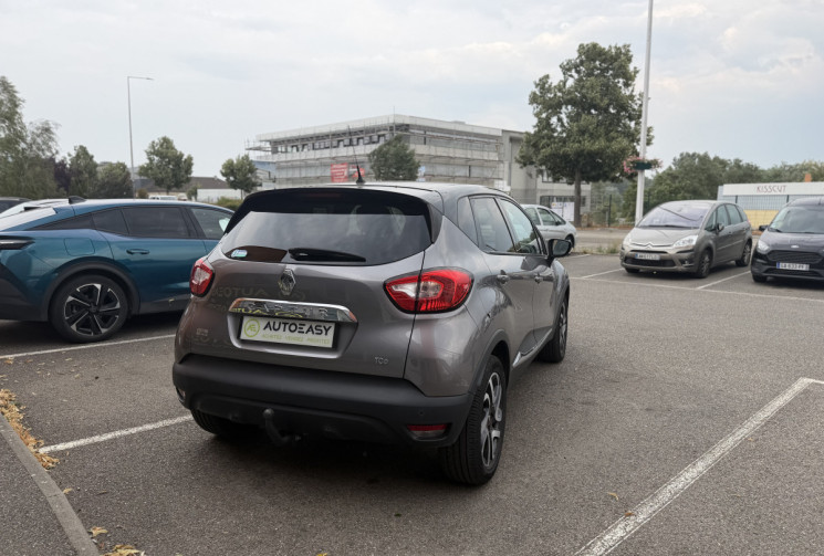 Renault Captur 1.2 TCe 120ch Stop&Start energy Intens Euro6 2016