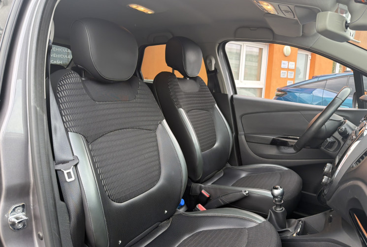 Renault Captur 1.2 TCe 120ch Stop&Start energy Intens Euro6 2016