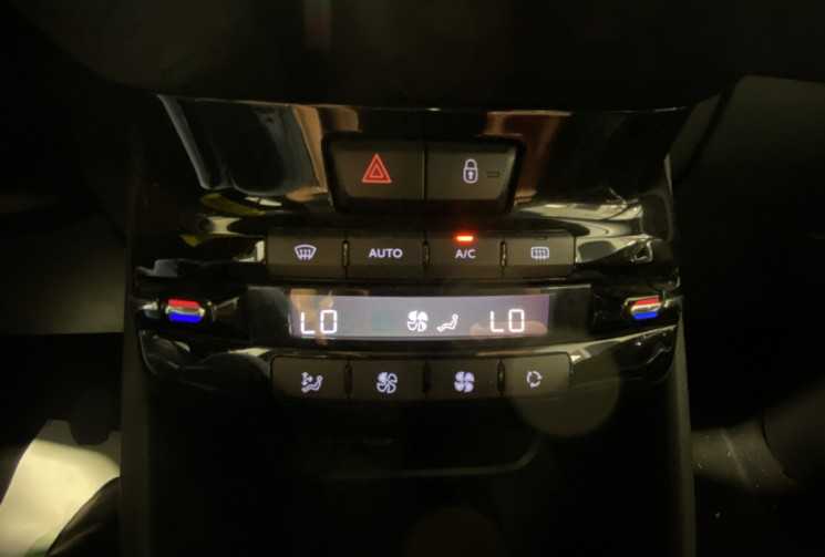 Peugeot 2008 1.6 E-HDI 92 ch FELINE 