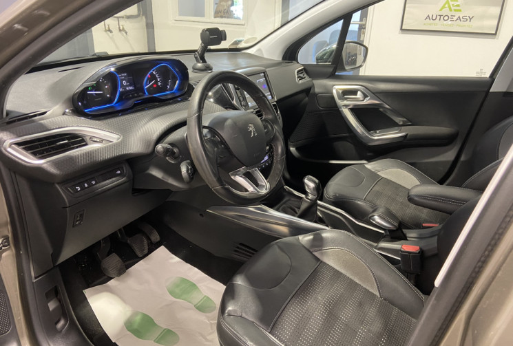 Peugeot 2008 1.6 E-HDI 92 ch FELINE 