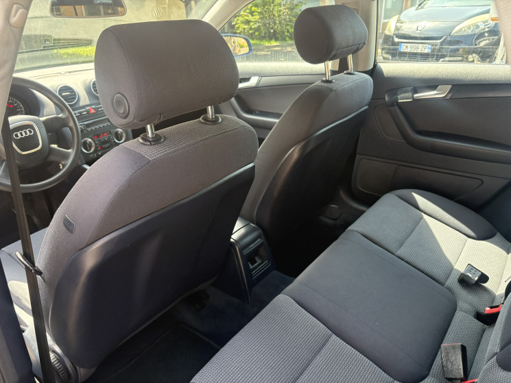 Audi A3 1.6 102 ch / SIEGE CHAUFFANT 