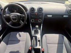 Audi A3 1.6 102 ch / SIEGE CHAUFFANT 