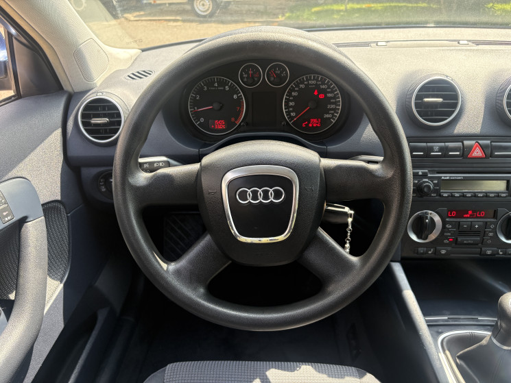 Audi A3 1.6 102 ch / SIEGE CHAUFFANT 