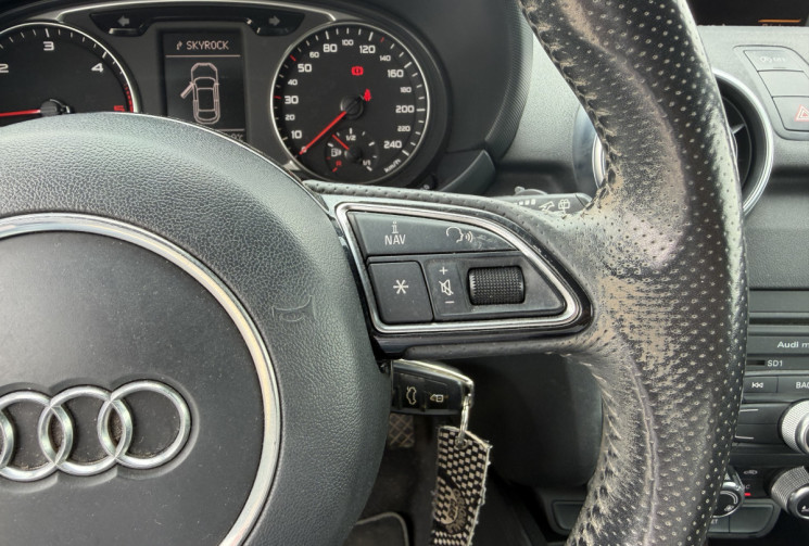 Audi A1 1.6 TDI 105 CV S LINE